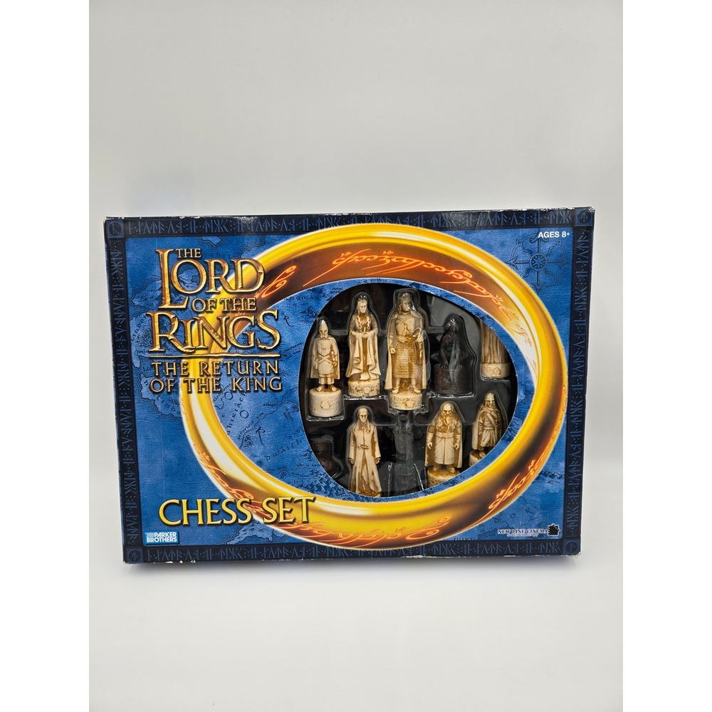 Complete 2003 Lord of the Rings Return of the King Chess Set Parker Brothers